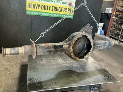 Meritor-Rockwell MR2014X Rear Axle Housing for a Volvo VNL