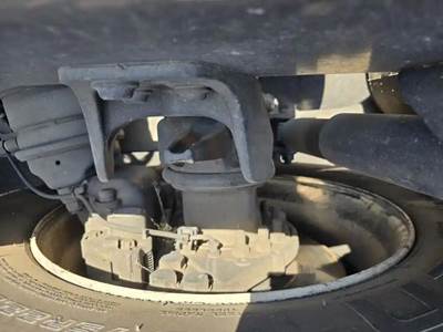 Meritor-Rockwell MR2014X Rear Axle Housing for a International RH613