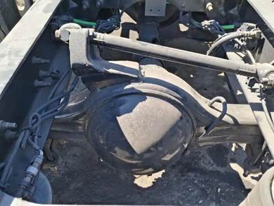 Meritor-Rockwell MR2014X Rear Axle Housing for a International LT625