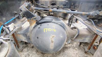 Meritor-Rockwell MR2014X Rear Axle Housing for a Freightliner Cascadia 125