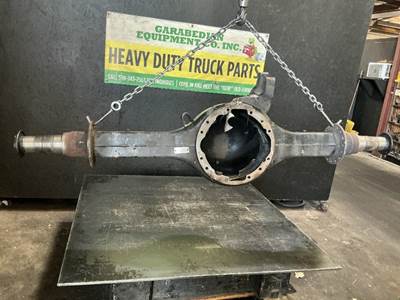 Meritor-Rockwell MR2014X Rear Axle Housing for a International RH613