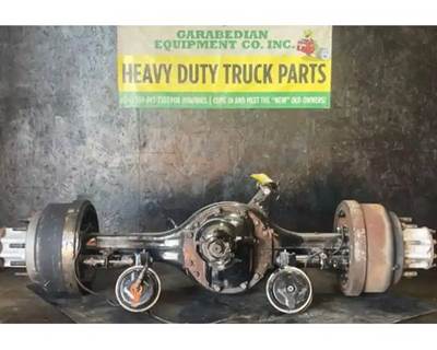 Meritor-Rockwell MR2014X Rear Axle Housing for a Freightliner Cascadia 125