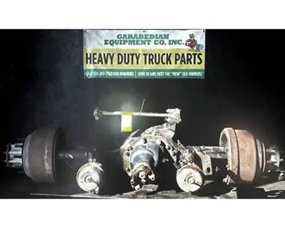 Meritor-Rockwell MR2014X Rear Axle Housing for a Mack