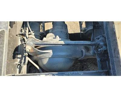 Meritor-Rockwell MR2014X Rear Axle Housing for a Mack CXU613