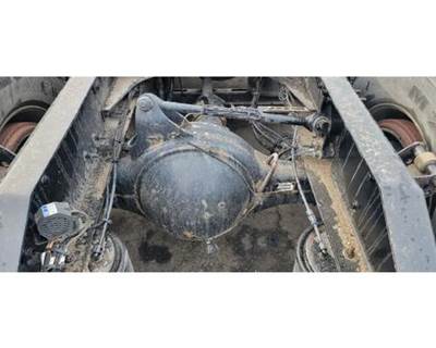 Meritor-Rockwell MR2014X Rear Axle Housing for a Volvo VNL