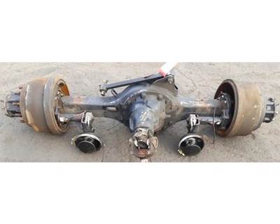 Meritor-Rockwell MR2014X Rear Axle Housing for a Mack CXU613