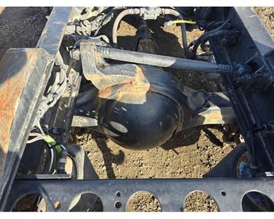 Meritor-Rockwell MR2014X Rear Axle Housing for a International ProStar