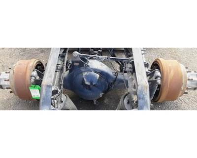 Meritor-Rockwell MR2014X Rear Axle Housing for a Volvo VNL