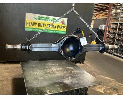 Meritor-Rockwell MR2014X Rear Axle Housing for a Volvo VNL