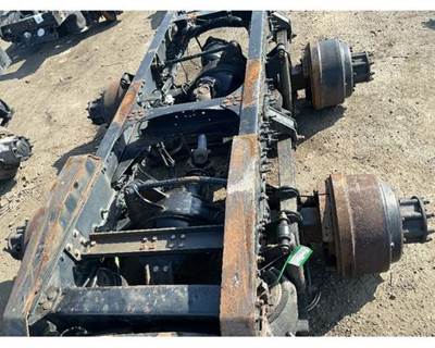 Meritor-Rockwell MR2014X Rear Axle Housing for a Mack CXU613