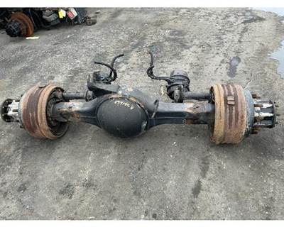 Meritor-Rockwell MR2014X Rear Axle Housing for a International PROSTAR