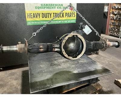 Meritor-Rockwell MR2014X Rear Axle Housing for a International LT625