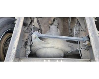 Meritor-Rockwell MR2014X Rear Axle Housing for a Mack CXU613