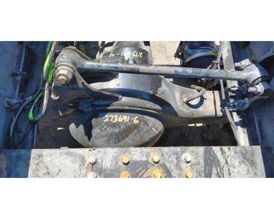 Meritor-Rockwell MR2014X Rear Axle Housing for a Mack CXU613