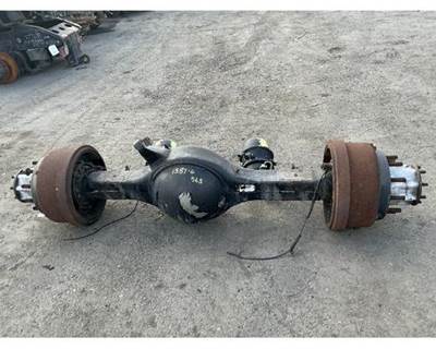 Meritor-Rockwell MR2014X Rear Axle Housing for a Freightliner Cascadia 125