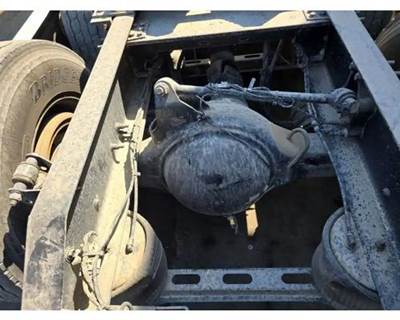 Meritor-Rockwell MR2014X Rear Axle Housing for a Volvo VNL