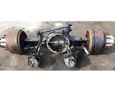 Meritor-Rockwell MR2014X Rear Axle Housing for a Freightliner Cascadia 126