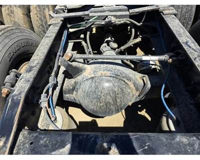 Meritor-Rockwell MR2014X Rear Axle Housing for a Freightliner Cascadia 125