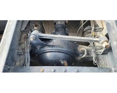 Meritor-Rockwell MR2014X Rear Axle Housing for a Mack CXU613