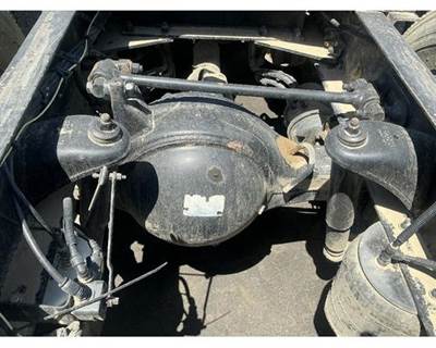 Meritor-Rockwell MR2014X Rear Axle Housing for a Kenworth T680