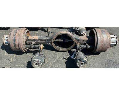 Meritor-Rockwell MR2014X Rear Axle Housing for a Freightliner Cascadia 126