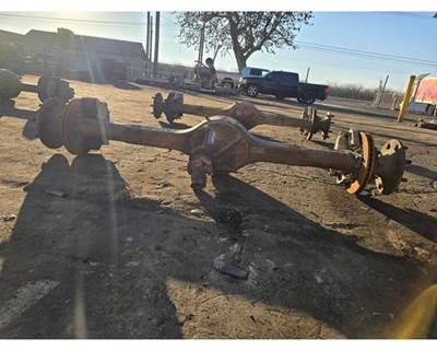 Meritor-Rockwell MS10113 Rear Axle Housing for a Freightliner MT45 Chassis