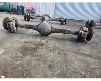 Meritor-Rockwell MS10113 Rear Axle Housing for a Freightliner MT45 Chassis