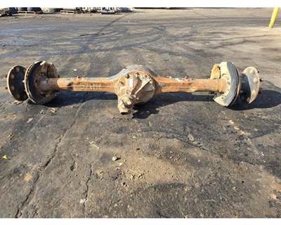 Meritor-Rockwell MS10113 Rear Axle Housing for a Freightliner MT45 Chassis