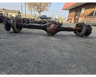 Meritor-Rockwell MS10113 Rear Axle Housing for a Freightliner MT45 Chassis