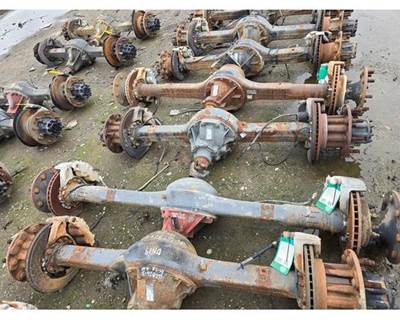 Meritor-Rockwell MS113 Rear Axle Housing for a Freightliner MT45 Chassis