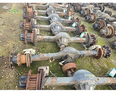 Meritor-Rockwell MS113 Rear Axle Housing for a Workhorse Custom Chassis W62