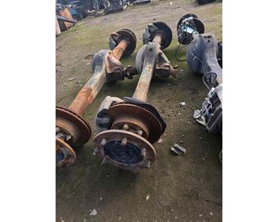 Meritor-Rockwell MS113 Rear Axle Housing for a Freightliner MT45 Chassis