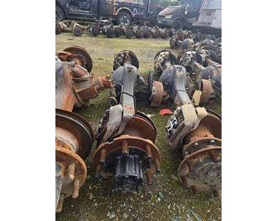 Meritor-Rockwell MS113 Rear Axle Housing for a Workhorse Custom Chassis W62