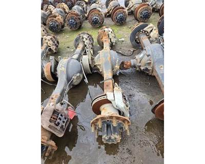 Meritor-Rockwell MS113 Rear Axle Housing for a Workhorse Custom Chassis W62