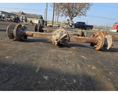 Meritor-Rockwell MS113 Rear Axle Housing for a Freightliner MT45 Chassis