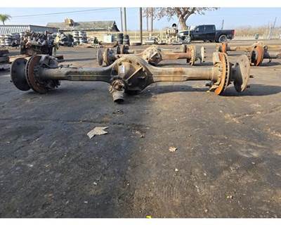 Meritor-Rockwell MS12113 Rear Axle Housing for a Freightliner MT45 Chassis