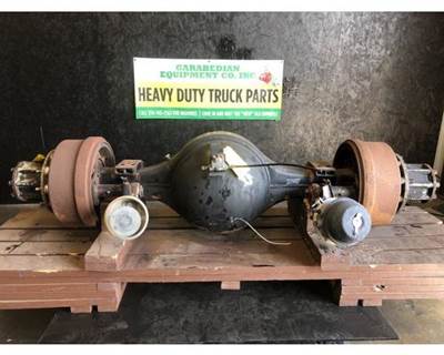 Meritor-Rockwell R170 Rear Axle Housing for a Freightliner FL Cabover