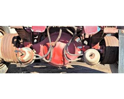 Meritor-Rockwell R170 Rear Axle Housing for a Freightliner Other