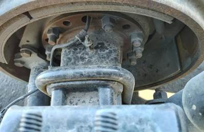 Meritor-Rockwell RR20145 Rear Axle Housing for a Freightliner Cascadia 113