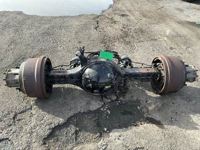 Meritor-Rockwell RR20145 Rear Axle Housing for a Freightliner FLD120