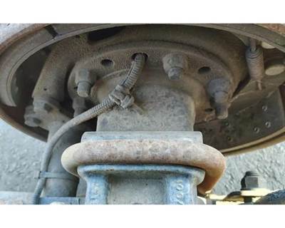 Meritor-Rockwell RR20145 Rear Axle Housing for a Freightliner Cascadia 125