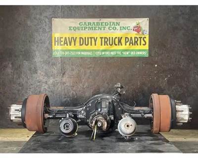 Meritor-Rockwell RR20145 Rear Axle Housing for a Freightliner FLD120