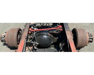 Meritor-Rockwell RR20145 Rear Axle Housing for a International 9200