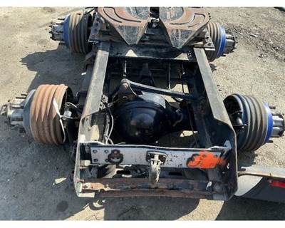 Meritor-Rockwell RR20145 Rear Axle Housing for a Volvo VNL