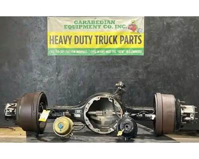 Meritor-Rockwell RR20145 Rear Axle Housing for a Freightliner CENTURY CLASS 120