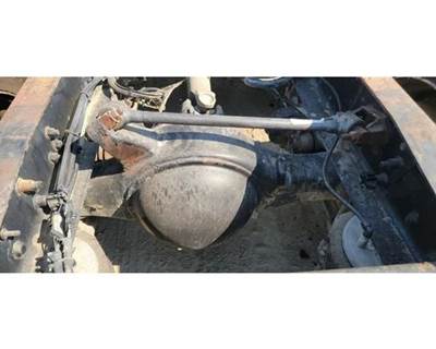 Meritor-Rockwell RR20145 Rear Axle Housing for a Freightliner Cascadia 132