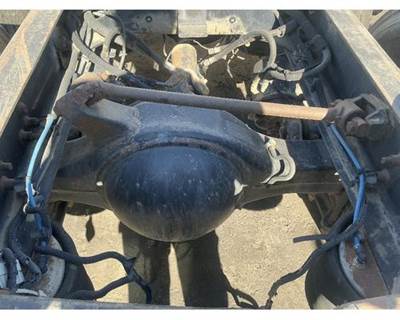 Meritor-Rockwell RR20145 Rear Axle Housing for a Freightliner COLUMBIA