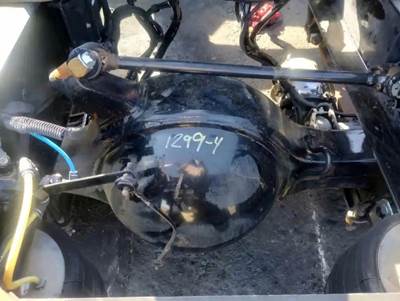 Meritor-Rockwell RR/RS23160 Rear Axle Housing for a Sterling A9500