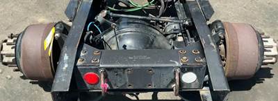 Meritor-Rockwell RR/RS23160 Rear Axle Housing for a Freightliner Cascadia 113