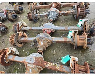 Meritor-Rockwell RS120 Rear Axle Housing for a Freightliner MT45 Chassis